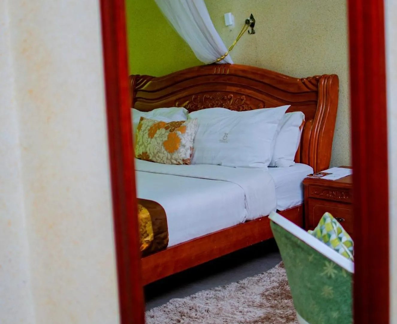 La Grande Hotel Kampala