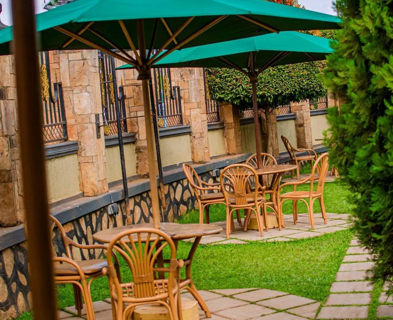 La Grande Hotel Kampala